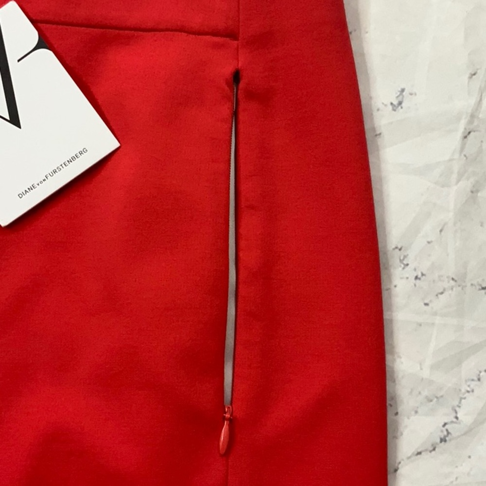DVF RED lined NWT PENCIL Skirt - Picture 6 of 10